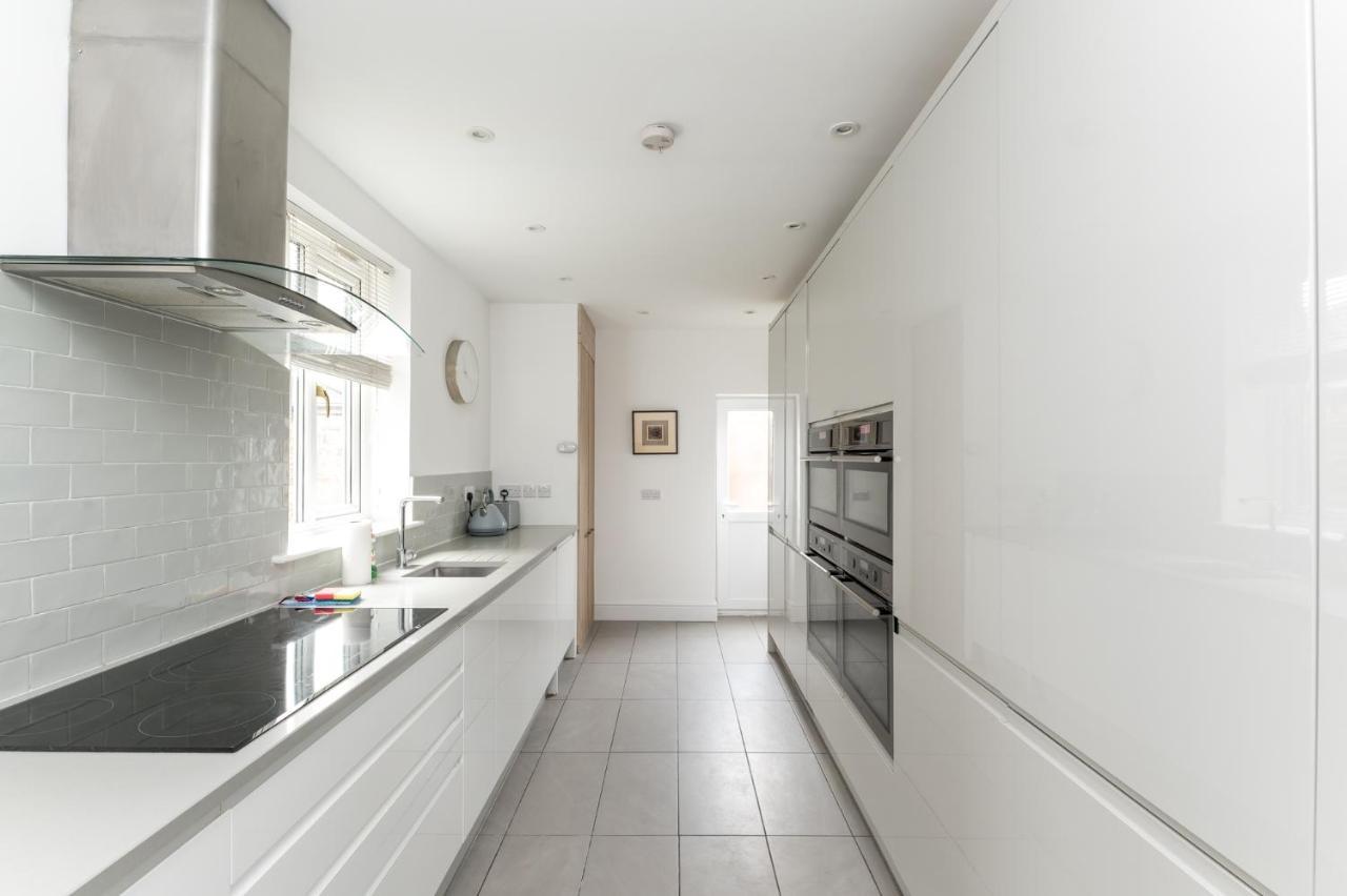 Stunning And Modern 5 Bed House I Pass The Keys Βίλα Γιορκ Εξωτερικό φωτογραφία